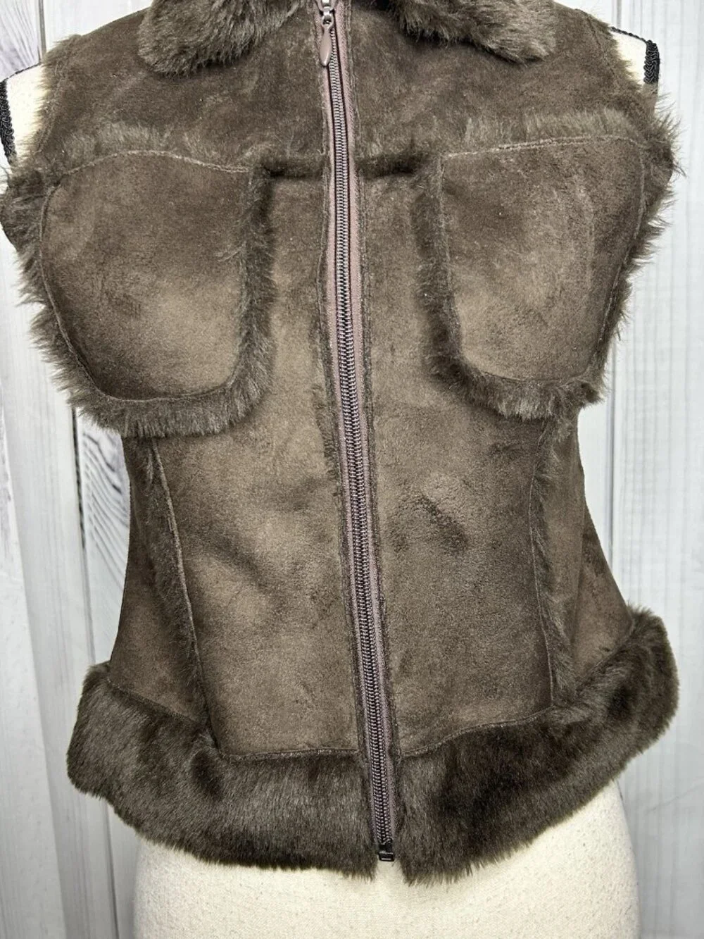 Bebe Faux Fur Suede Vest Womens Sz XS Brown Full Zip Vintage